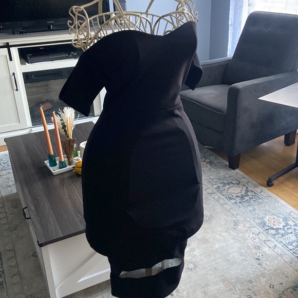 Elegant evening black dress - Picture 2 of 8